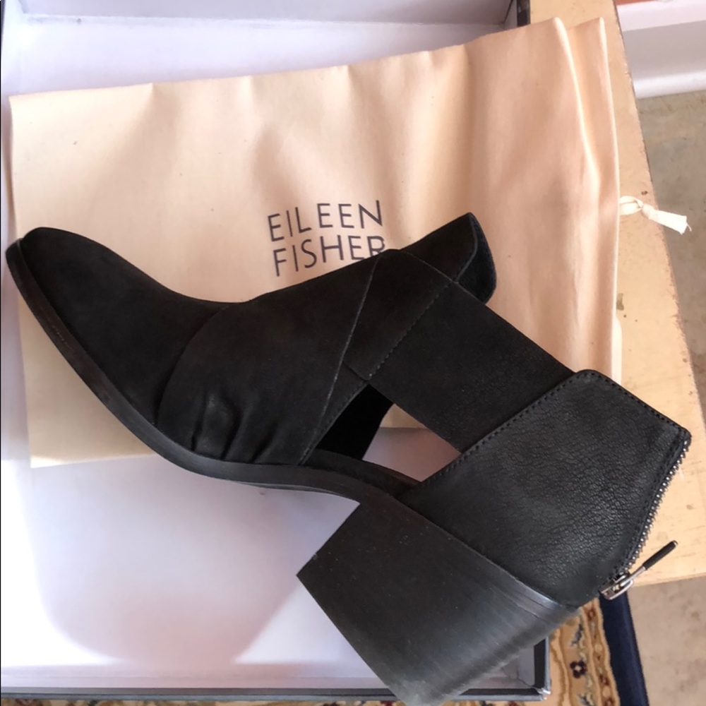 Eileen Fisher Walt cross strap bootie
